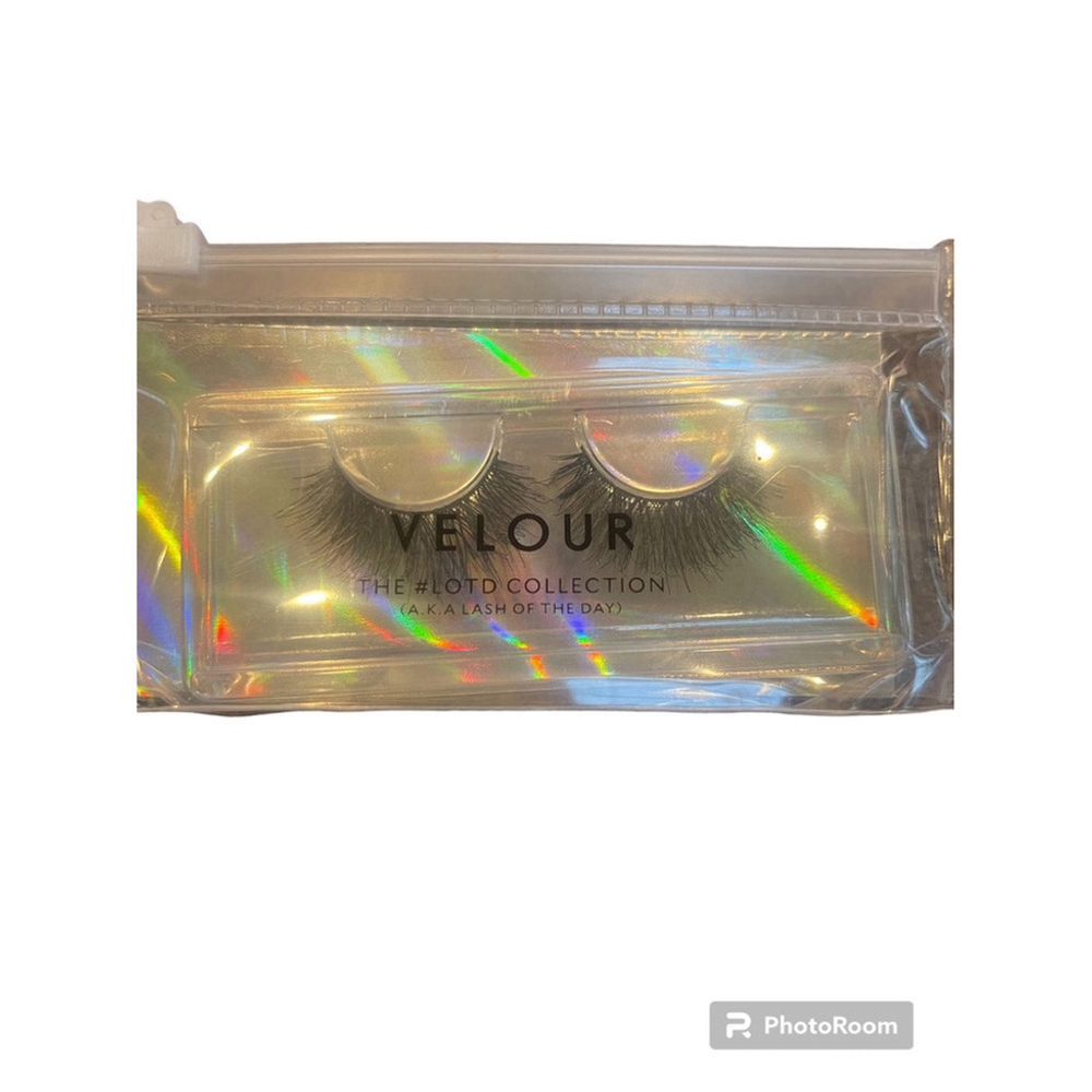 VELOUR | LOTD Collection - Lash Of The Day Eyelashes - Picture 2 of 6